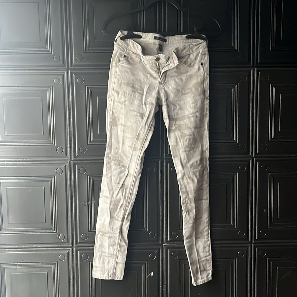 Kenneth Cole New York Camouflage Jeans